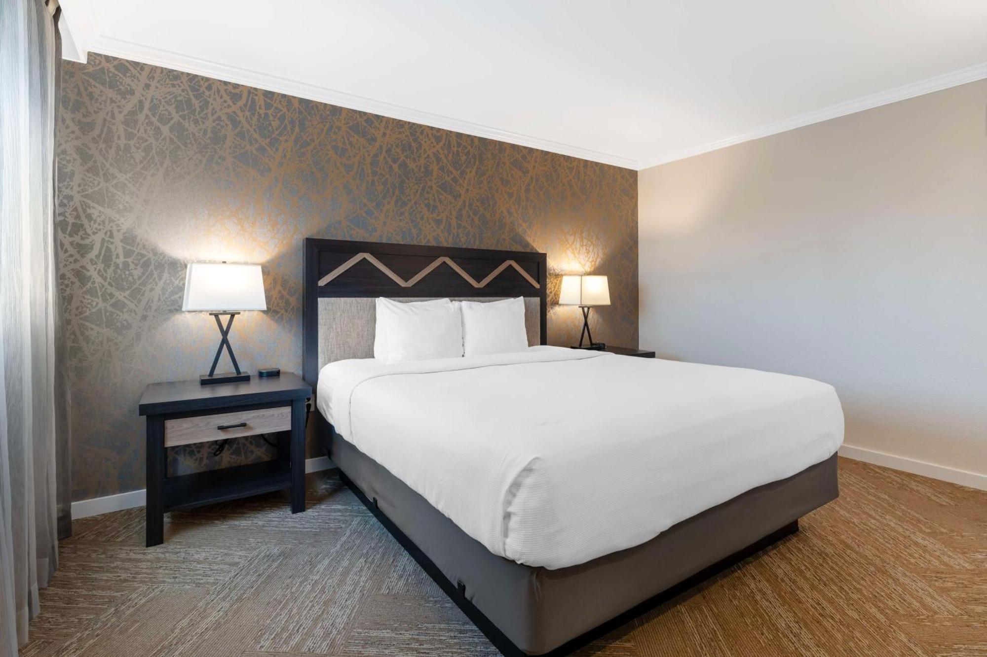 Best Western Plus Inn At The Vines Napa Exterior photo